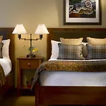 Green Mountain Suites Hotel