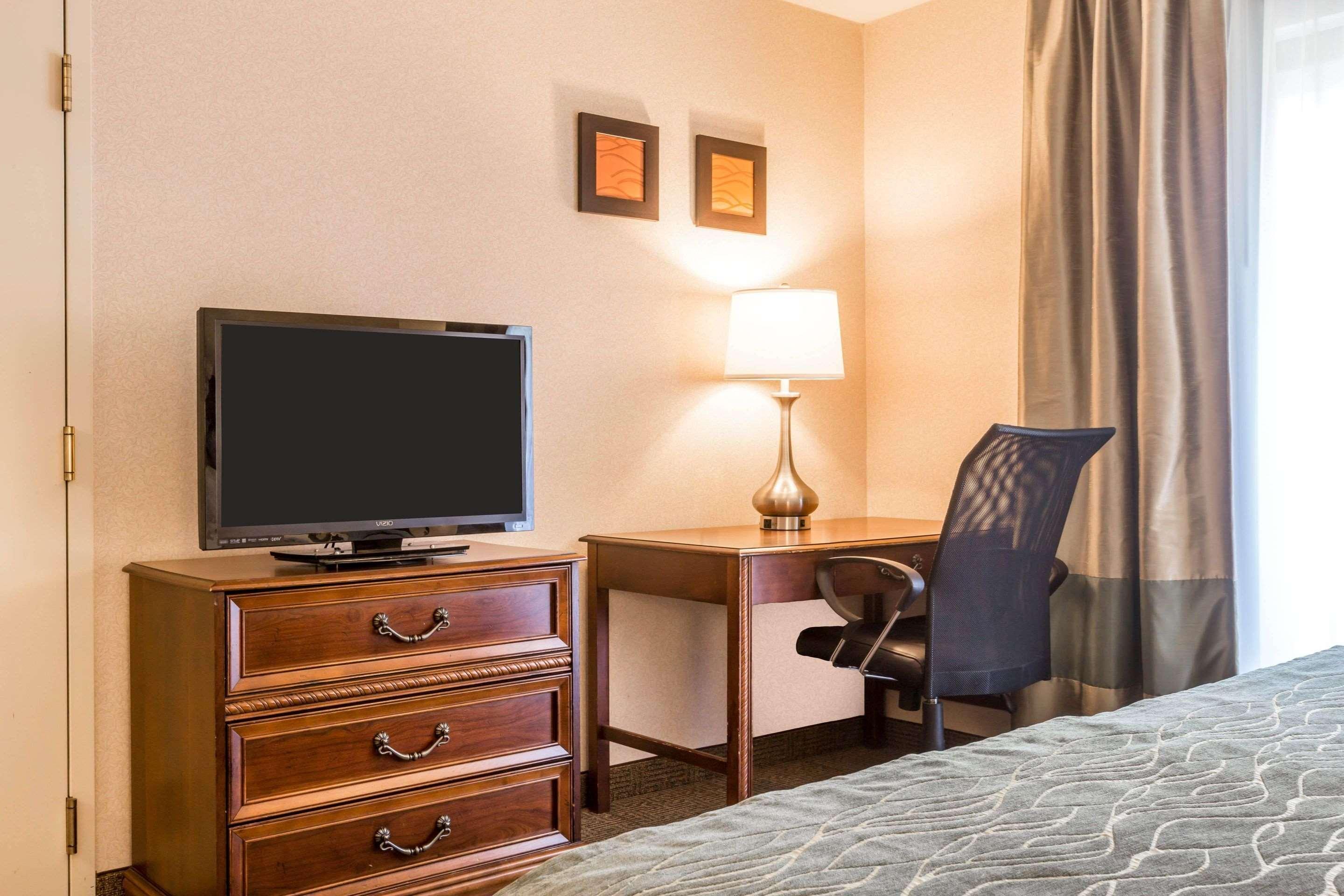 Hotel Comfort &