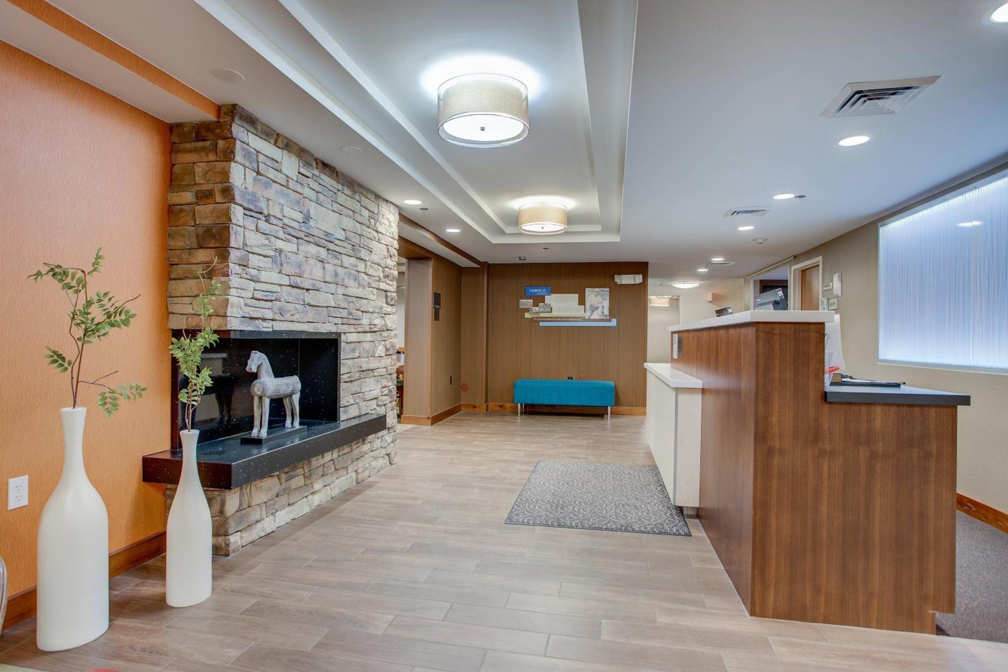 Fairfield By Marriott Williston Hotel Burlington