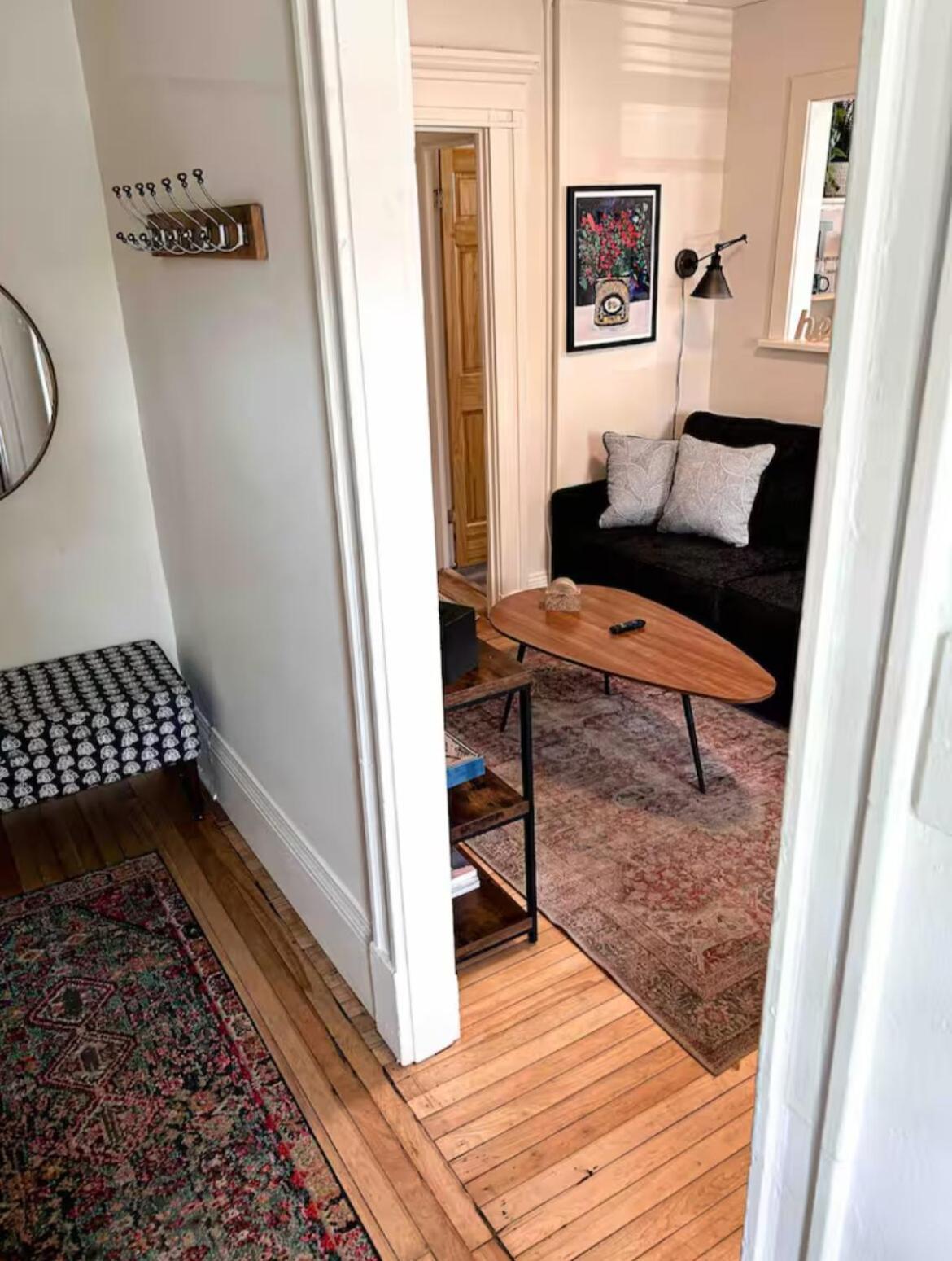 Charming 1br Steps From Church Street - Downtown Burlington