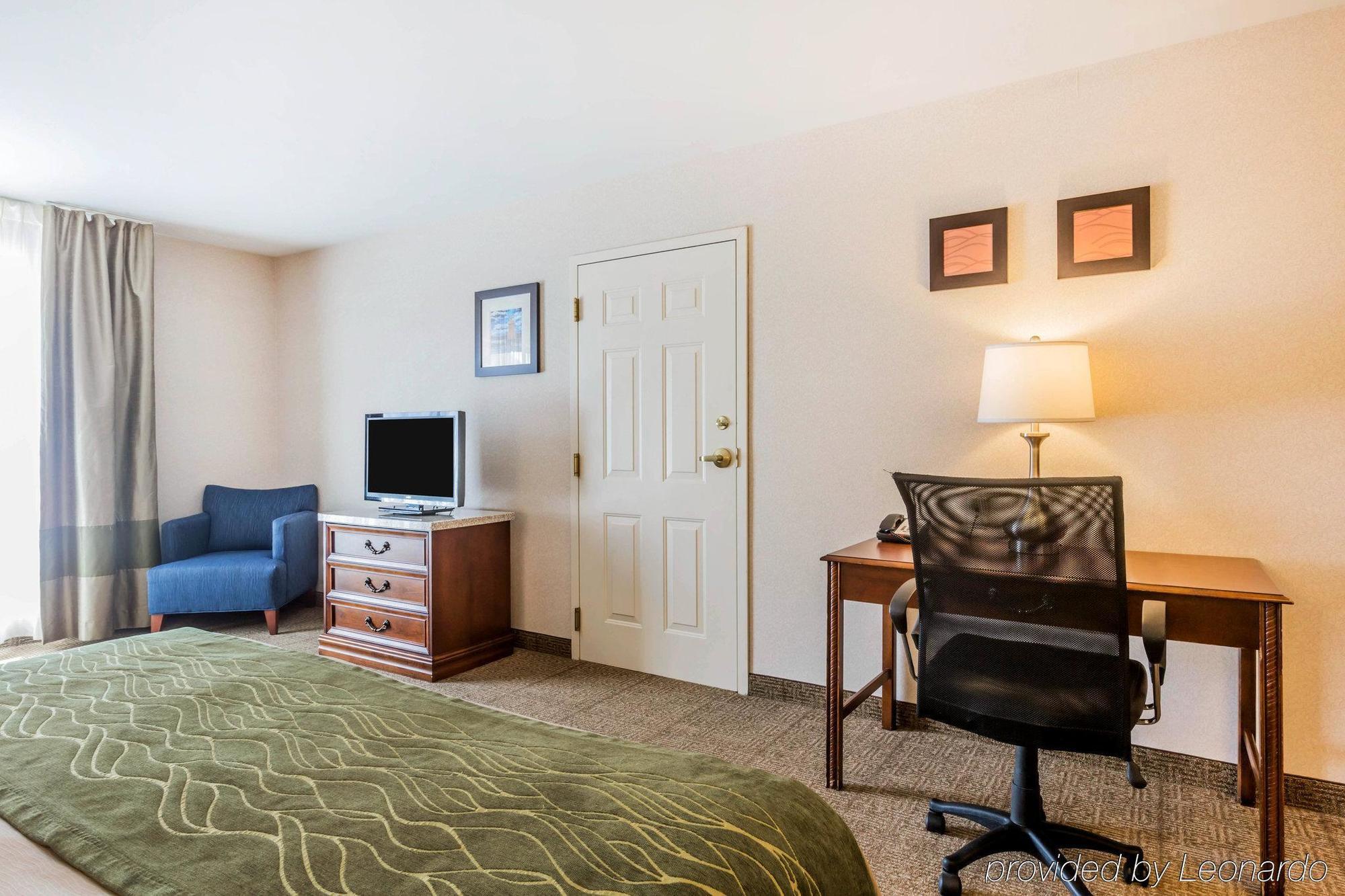 Comfort & Hotel Burlington