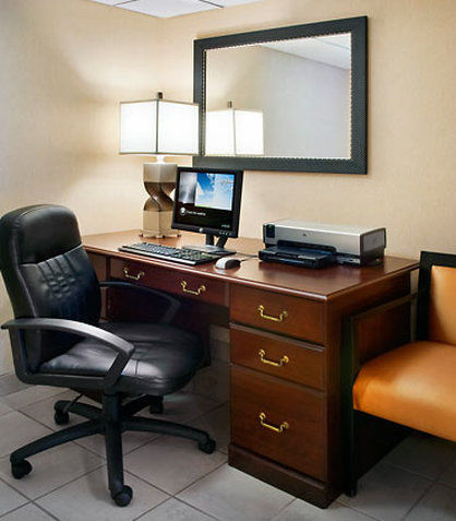 Fairfield By Marriott Williston Hotel