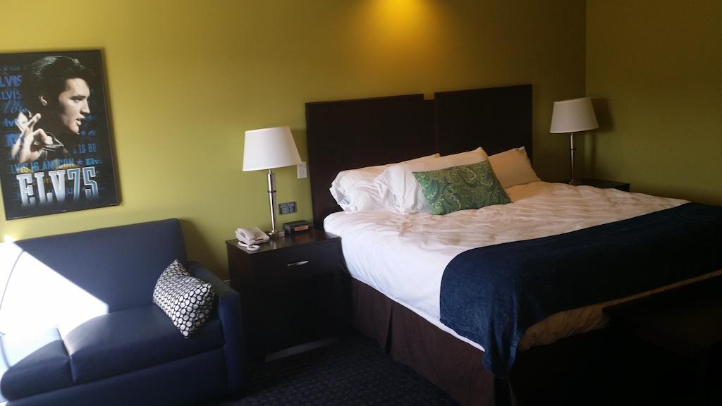 Starlight 2* Burlington